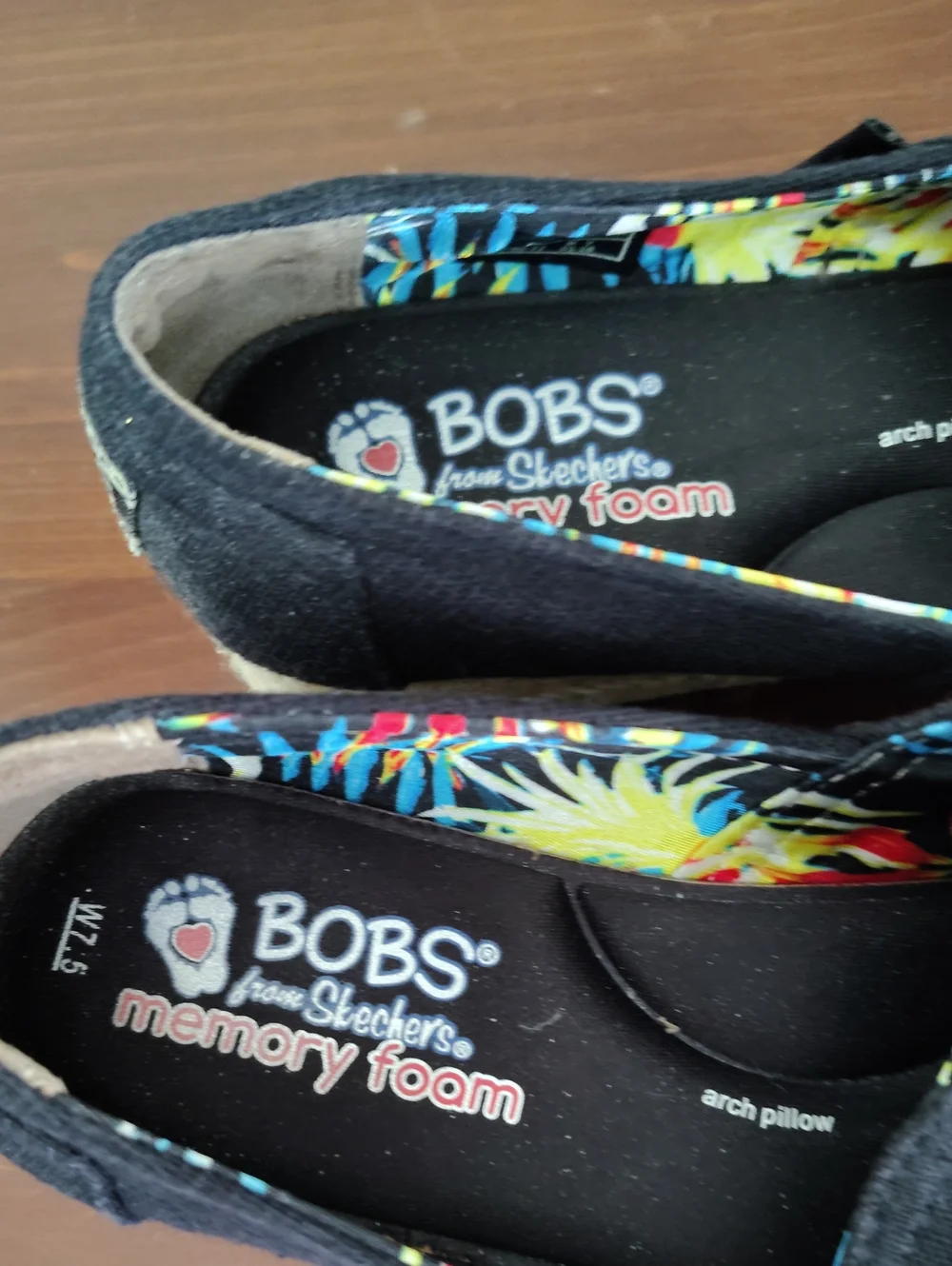 Bobs Espadrille Slip On Black Canvas Wedge 7.5